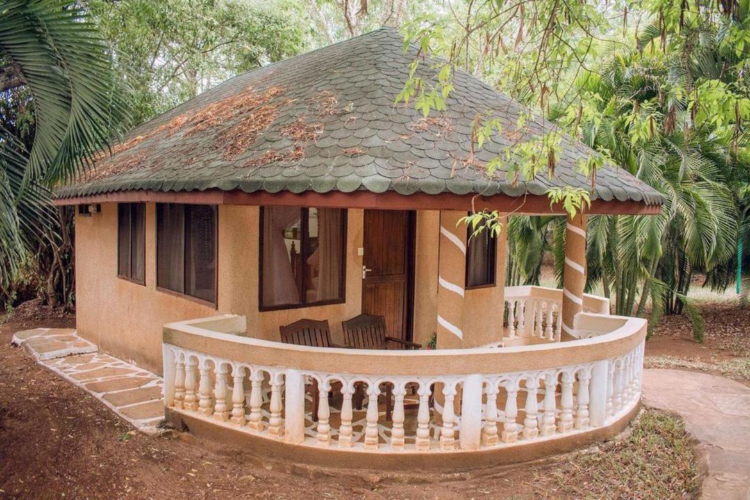 Kijani Cottages Diani Diani Beach Extérieur photo