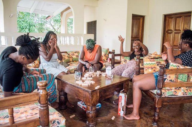 Kijani Cottages Diani Diani Beach Extérieur photo