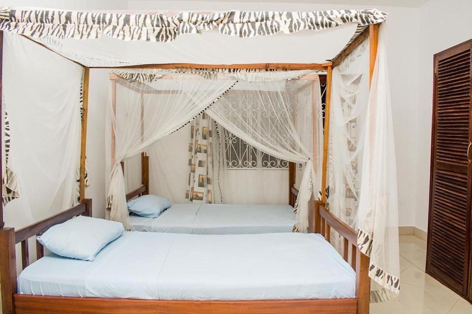 Kijani Cottages Diani Diani Beach Extérieur photo