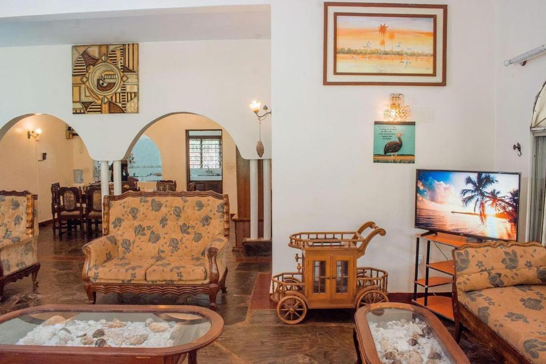 Kijani Cottages Diani Diani Beach Extérieur photo