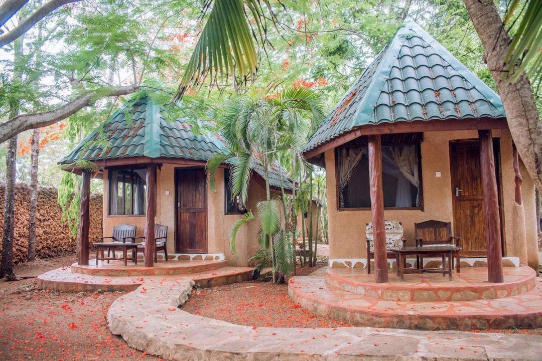 Kijani Cottages Diani Diani Beach Extérieur photo